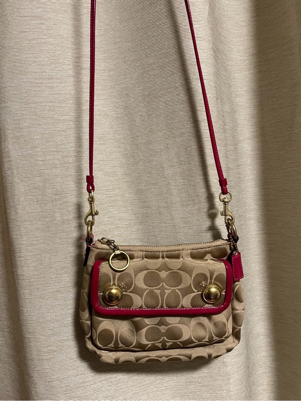 Vintage Coach Poppy 1941 Tan Signature Shoulder Bag with Hot Pink Trim